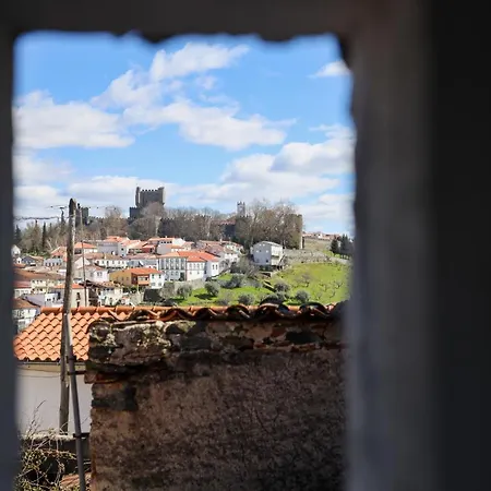 Casa Da Praca Сasa de vacaciones Bragança