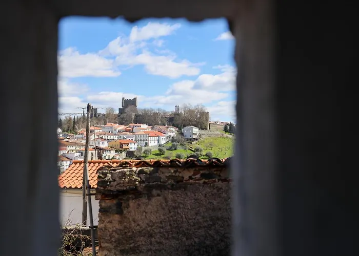 Casa Da Praca Сasa de vacaciones Bragança
